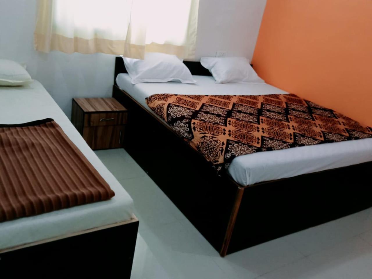 Hotel Sai Santosh เชอร์ดี ห้อง รูปภาพ